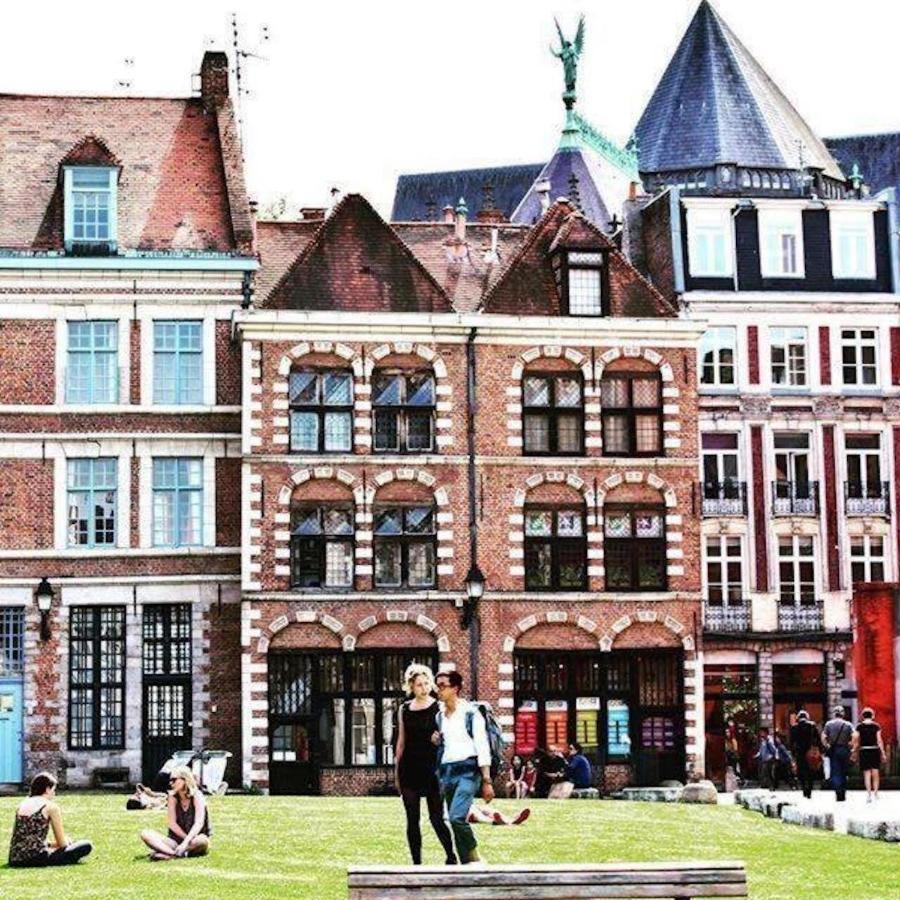 Appartement Design Hyper Centre Lille - Netflix Wifi Fibre - Parking Extérieur photo
