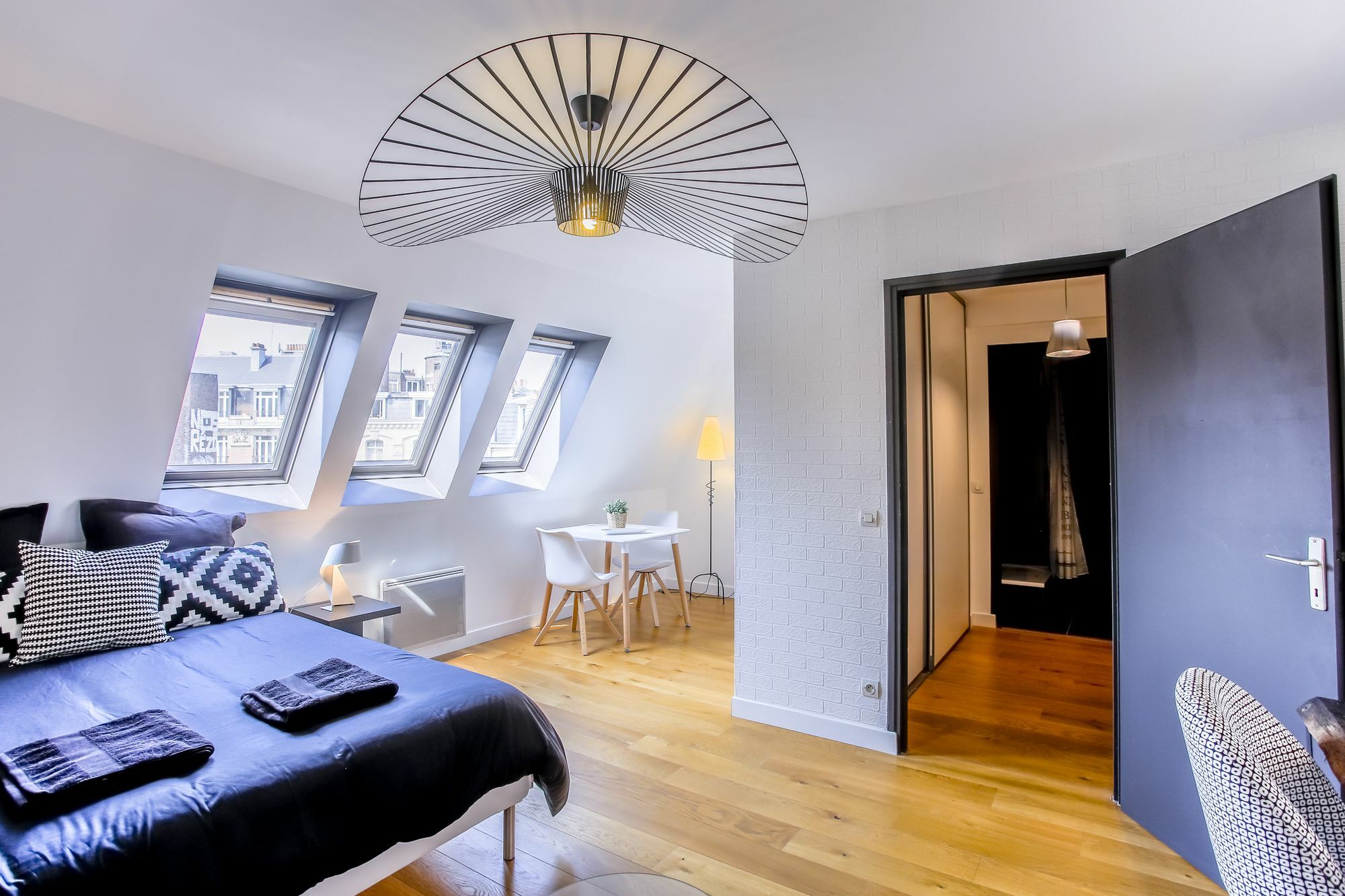 Appartement Design Hyper Centre Lille - Netflix Wifi Fibre - Parking Extérieur photo
